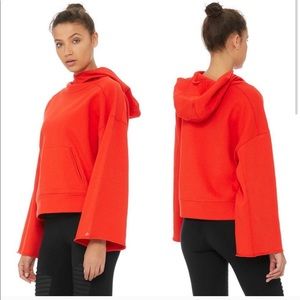 Alo Yoga Sweatshirt